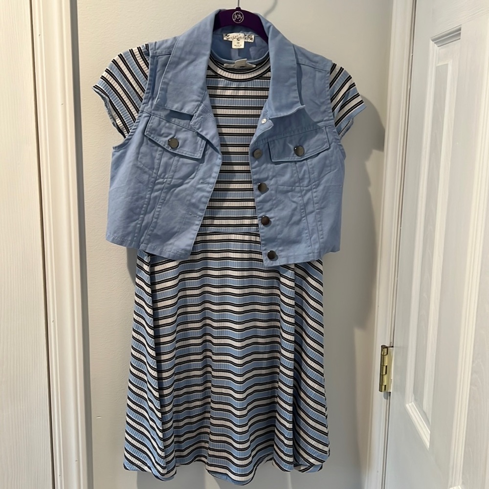 Girls dress